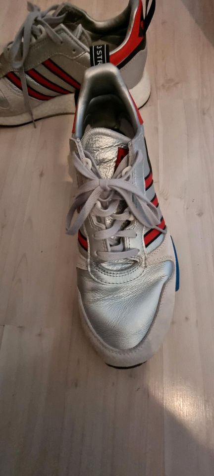 Adidas  Sneaker  45 in Delmenhorst