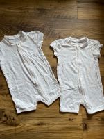 Baby Pyjama kurz 2x Größe 74 weiß mit Motiv (Zwillinge) Frankfurt am Main - Eckenheim Vorschau