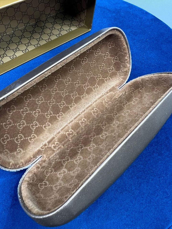 Gucci Brillenetui Etui Case Box Hülle Braun Hard GG Monogram Neu in Wolnzach