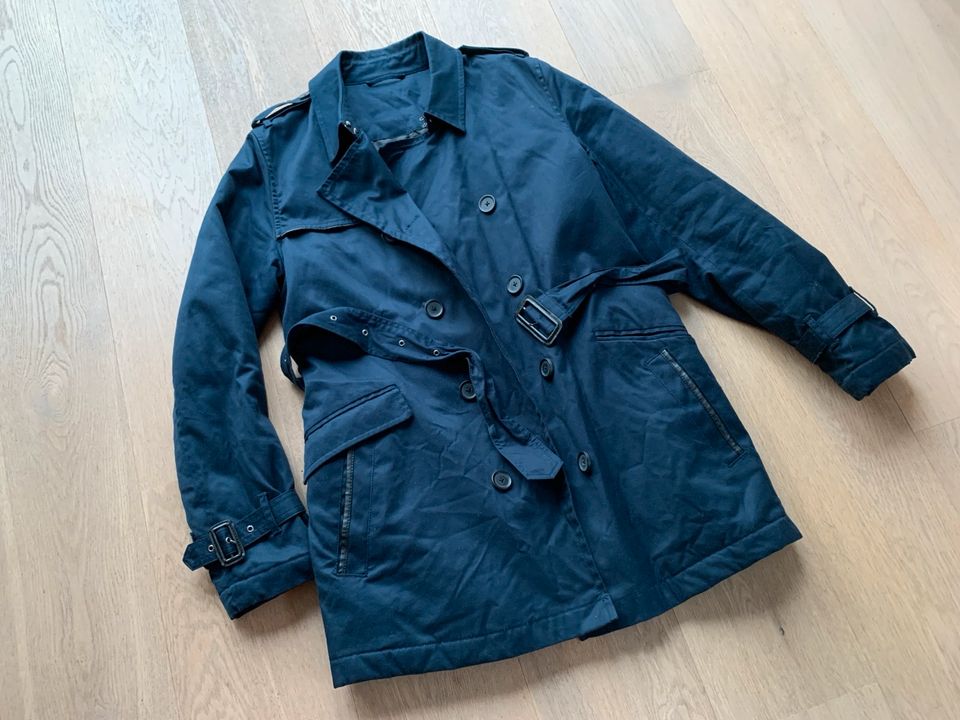 Marineblauer Trenchcoat mit Gürtel Asos Gr. M in Hamburg