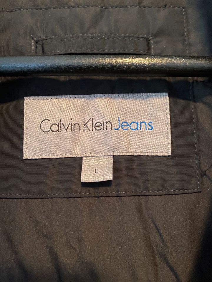 Calvin Klein Jacke in Nürnberg (Mittelfr)