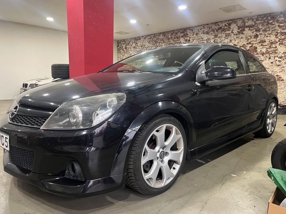 Opel Astra H OPC Xenon Navi in Wuppertal