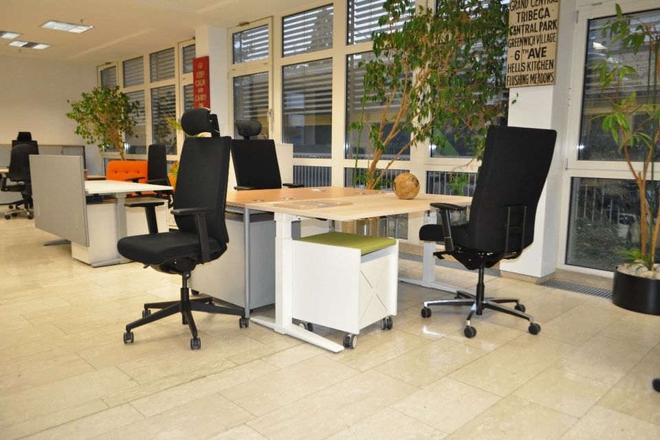 Steh-Sitz-Schreibtisch Bürotisch Ceka Arbeitstisch Büromöbel Büro in Darmstadt