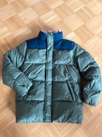 Neu, Tommy Hilfiger Daunenjacke, Gr. 164 Baden-Württemberg - Lörrach Vorschau