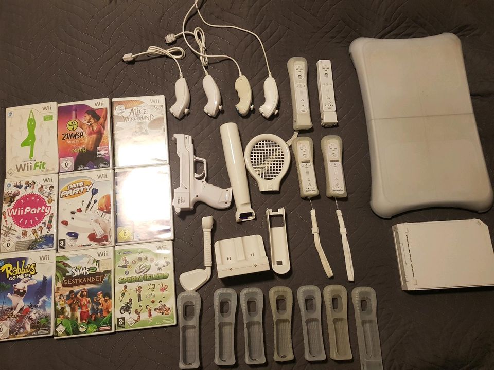 Wii komplett Paket zu verkaufen! in Schloß Holte-Stukenbrock