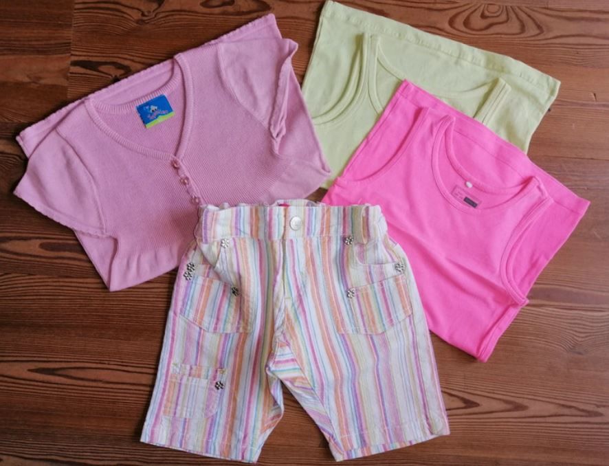 Gr. 116 122 Set kurze Hose Exit & 2 Tops grün H&M & pink Name IT in Oyten