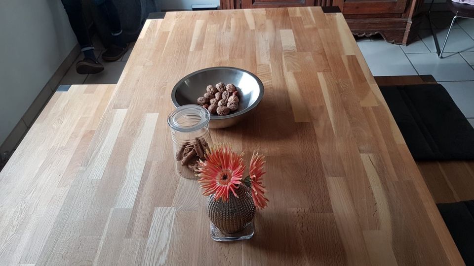 Gartentisch mit Bänken, massiv Holz mit Edelstahl in Düsseldorf