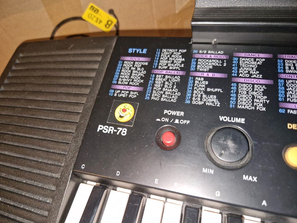 Yamaha Keyboard PSR-78 in Gammelin