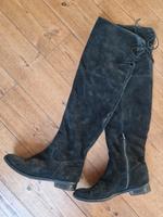 Overknees Stiefel Echtleder schwarz Görtz 17 Bonn - Beuel Vorschau