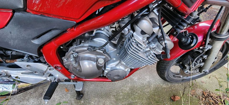 Yamaha XJ 600 N Bastlerprojekt/ Ersatzteilelager in Dallgow