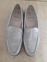 Ara bequeme Mokassin Loafer Slipper Schuhe Gr. 39 silber Größe 6 Bayern - Deining Vorschau