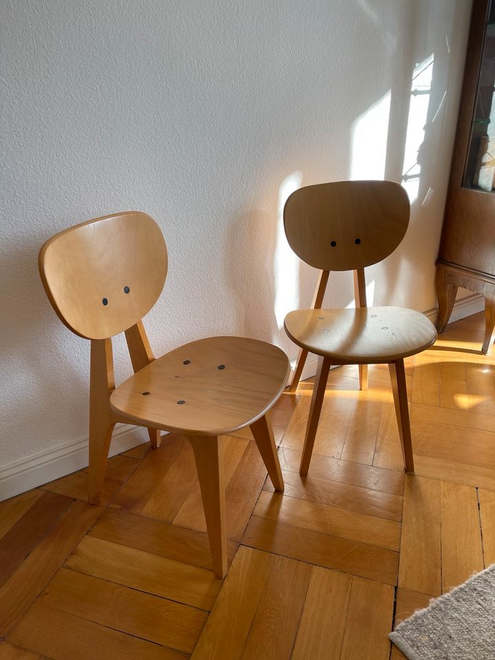 2 Vintage Stühle - tolle Form! Holz Küchenstühle Esszimmer True in Berlin