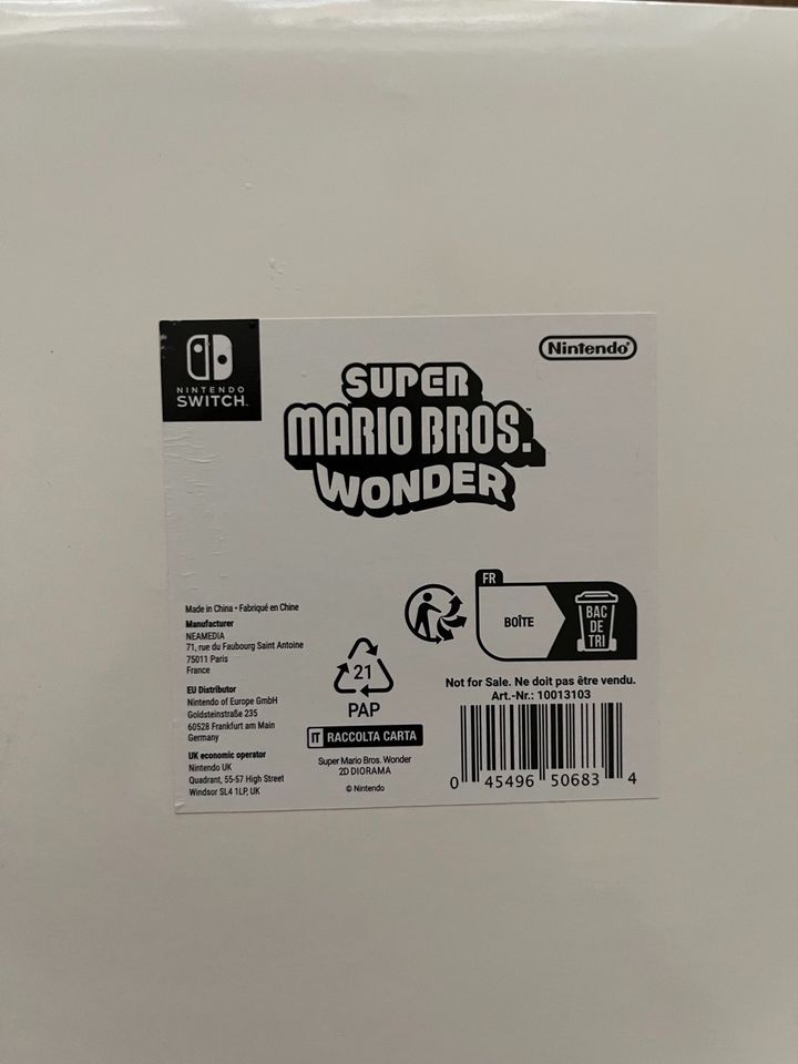 Super Mario Bros. Wonder Merch Tshirt Größe L in Gladbeck