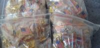 300 Pins Amerikanische Flaggen Brosche USA Fahne RESTPOSTEN Hessen - Hattersheim am Main Vorschau