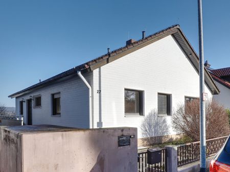 Ingelheim Heidesheim # Einfamilienhaus mit 2 Einliegerwohnungen mit tollem Ausblick in den Taunus in Heidesheim