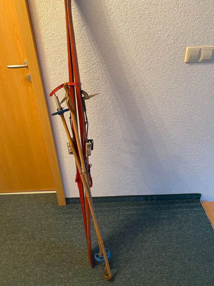 DDR Holz Ski rot 160 cm in Schmölln