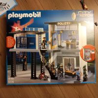 Playmobil 5176 Polizeistation viel Zubehör Sound und Licht Niedersachsen - Bienenbüttel Vorschau