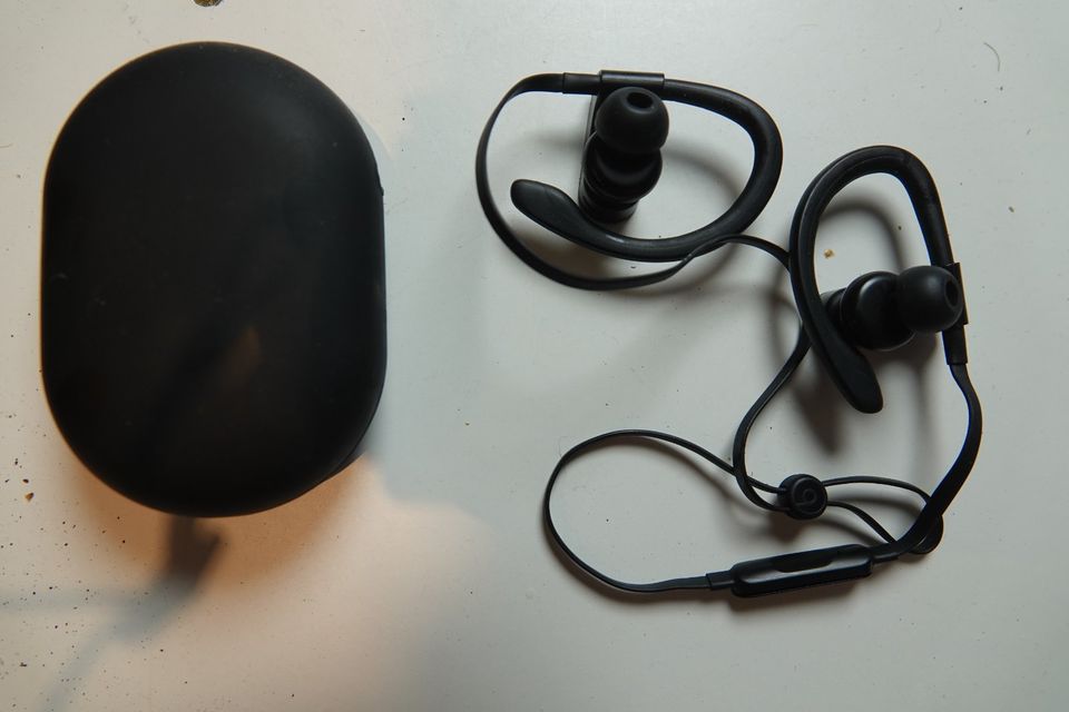 Power Beats 3 Wireless Bluetooth In Ear Kopfhörer in Horgenzell