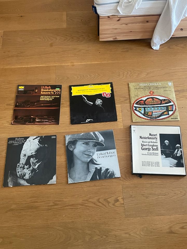 70 Schallplatten in Berlin