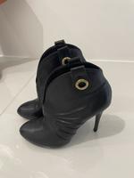 Guess Stiefeln Schuhe Wandsbek - Hamburg Tonndorf Vorschau