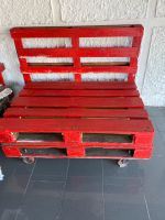 2xPaletten Sitzbank rot mit Tisch garten Möbel mit roll Tisch Bielefeld - Brake Vorschau