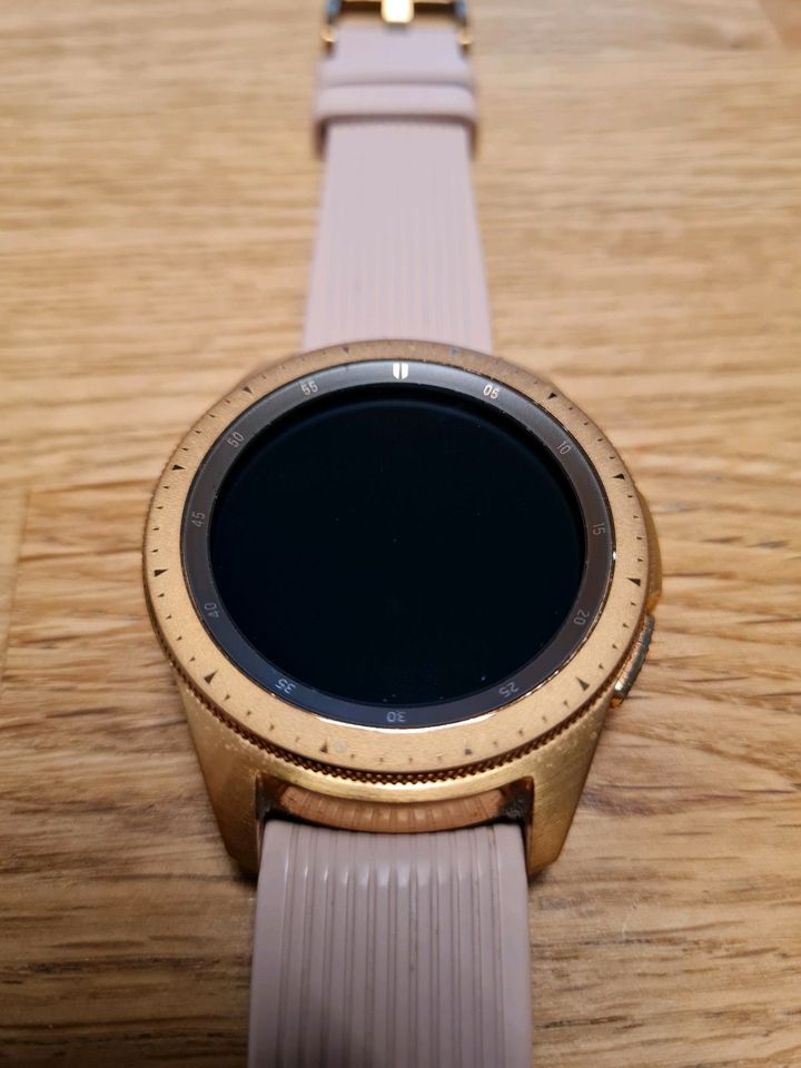 Samsung Galaxy Watch SM-R810 Rose Gold in Arzberg