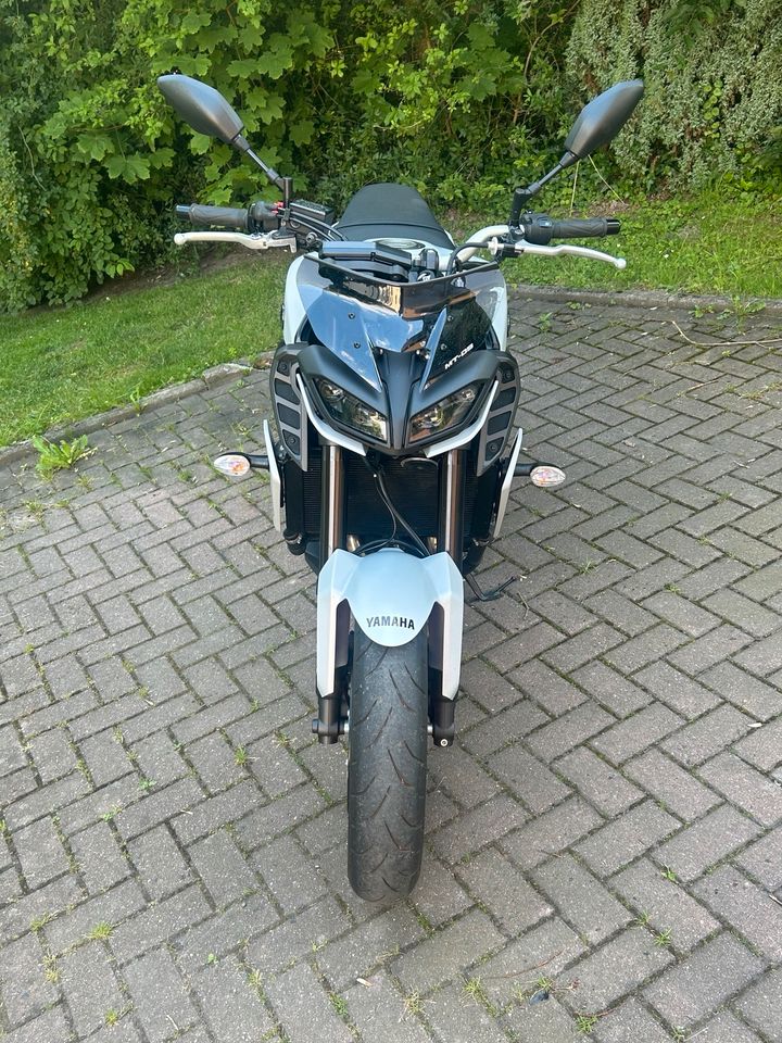 Yamaha MT09 in Wickede (Ruhr)