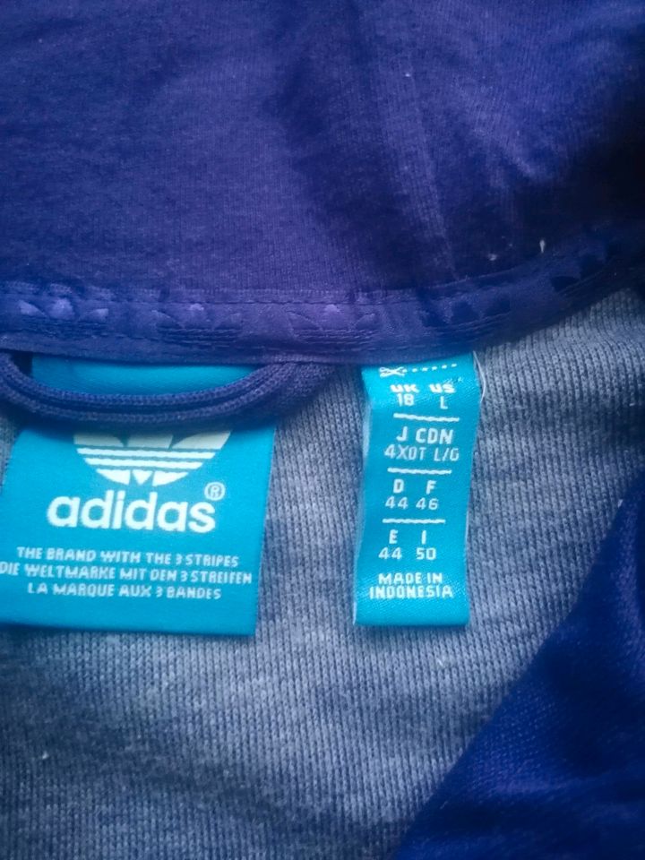 Adidas Jacke Gr. 44 in Kiel