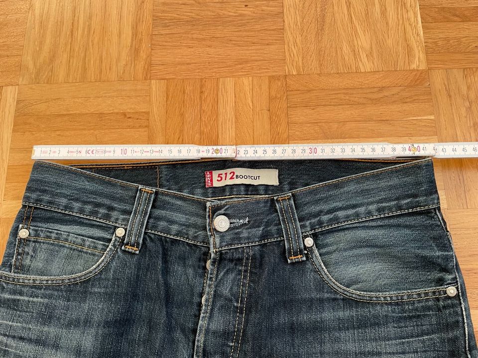 Levi Strauss Jeans Nr. 512 W32 L34 in Hamburg