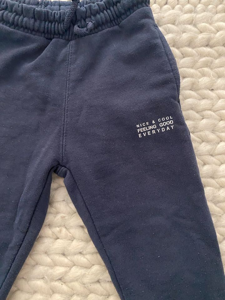 Zara Jogger blau 92 Zara Jogginghose blau 92 Zara Hose blau 92 in Frankfurt am Main