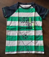 T-Shirt grün weiß dunkelblau Motiv: Fußball Held Gr. 110/116 Wuppertal - Langerfeld-Beyenburg Vorschau