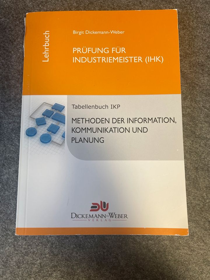 Lehrbuch „Methoden der Information, Kommunikation und Planung“ in Mertingen