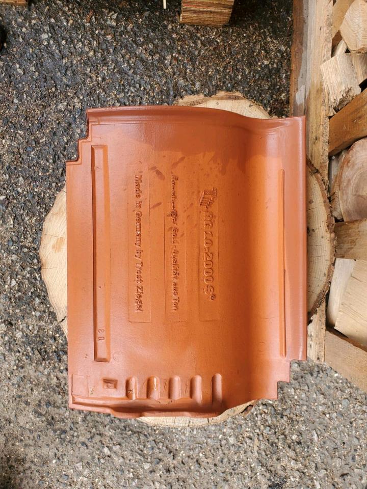 Rauenberger Gold RG10-2000S Dachziegel Flächenziegel neuwertig in Meiningen