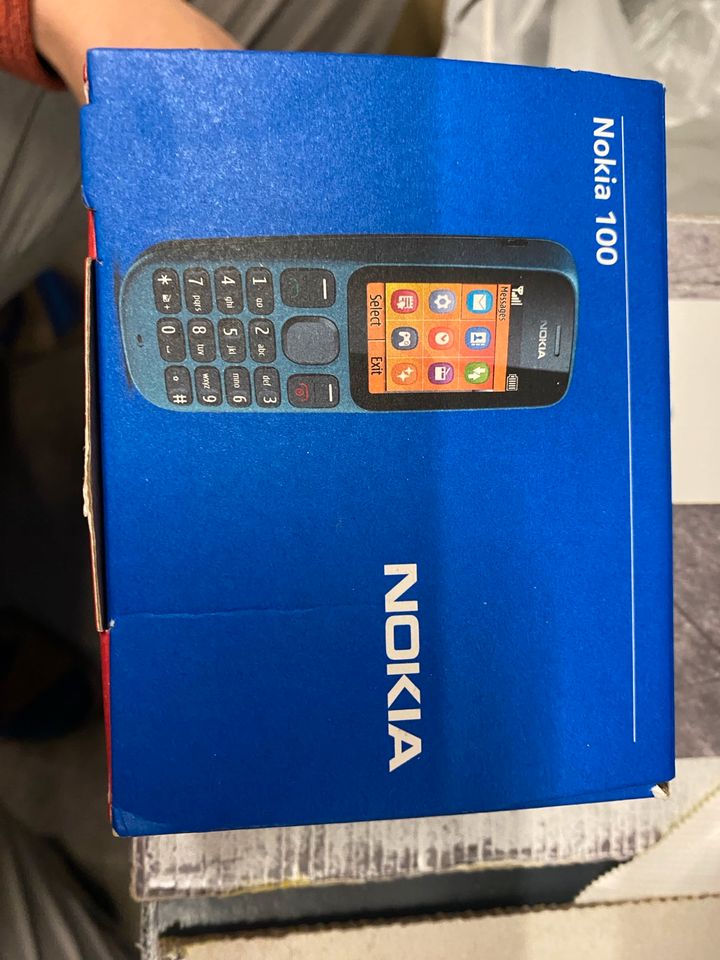 Nokia 100, unbenutzt in Würzburg