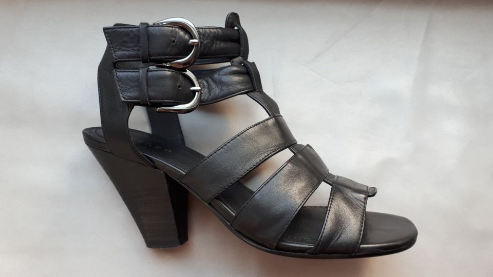 PESARO Sandaletten Gr. 39 Leder Schwarz in Mengkofen