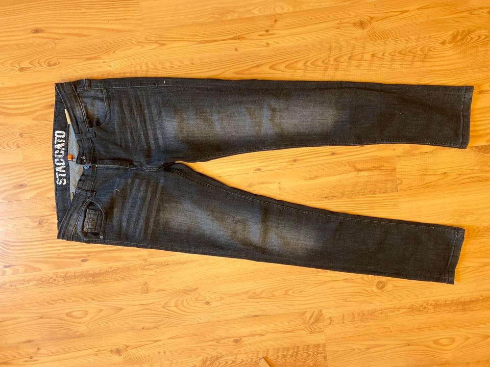 Jeans Jungen grauschwarz 170 staccato neu in Hohenwestedt