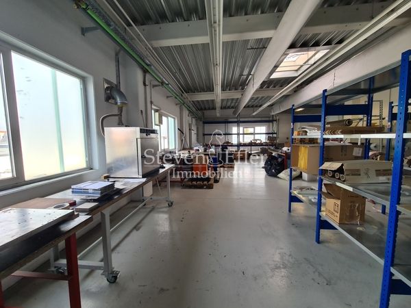 Lager, Labor, Produktion mit Bürobereich in Cadolzburg