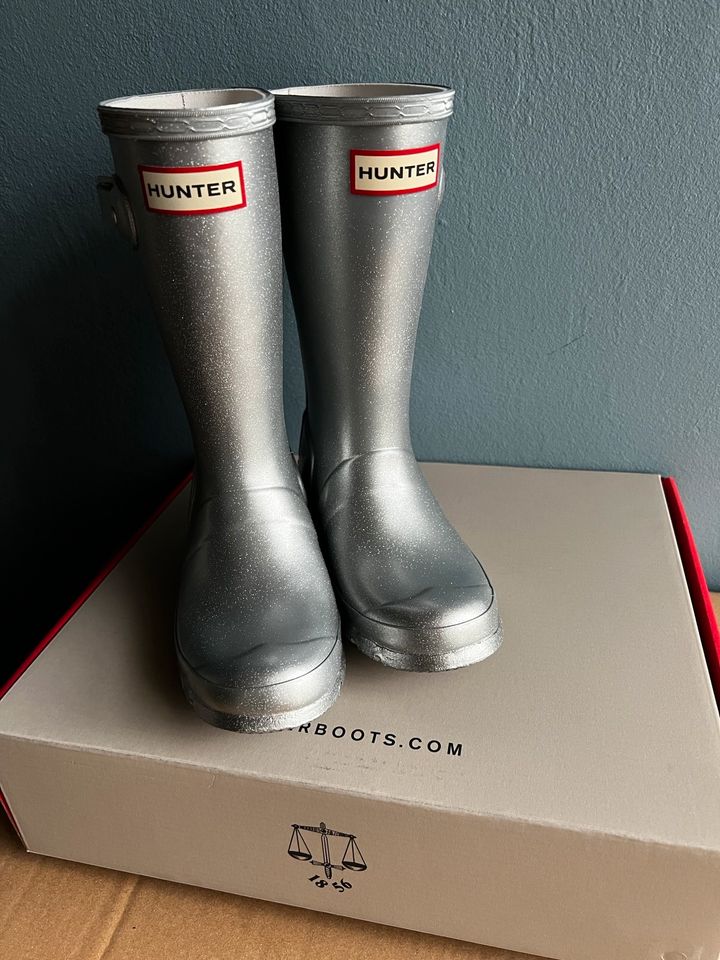 Hunter Gummistiefel Regenstiefel silber Glitzer Gr. 32 ✨NEU✨ in Berlin