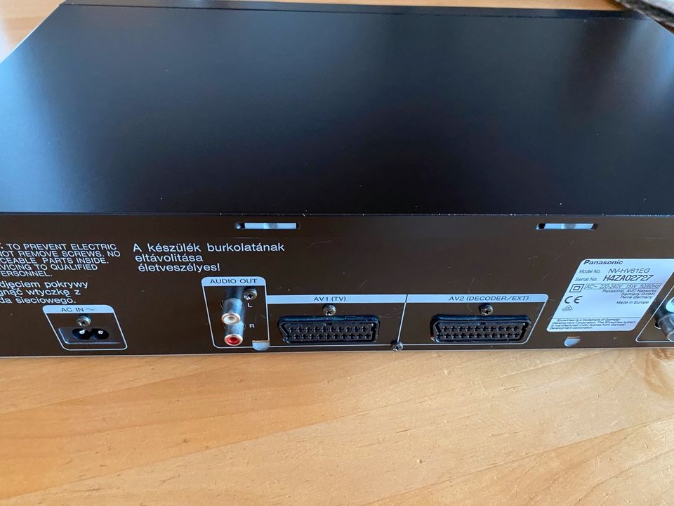 Panasonic NV-HV61 6-Kopf VHS Videorecorder in Grafhorst