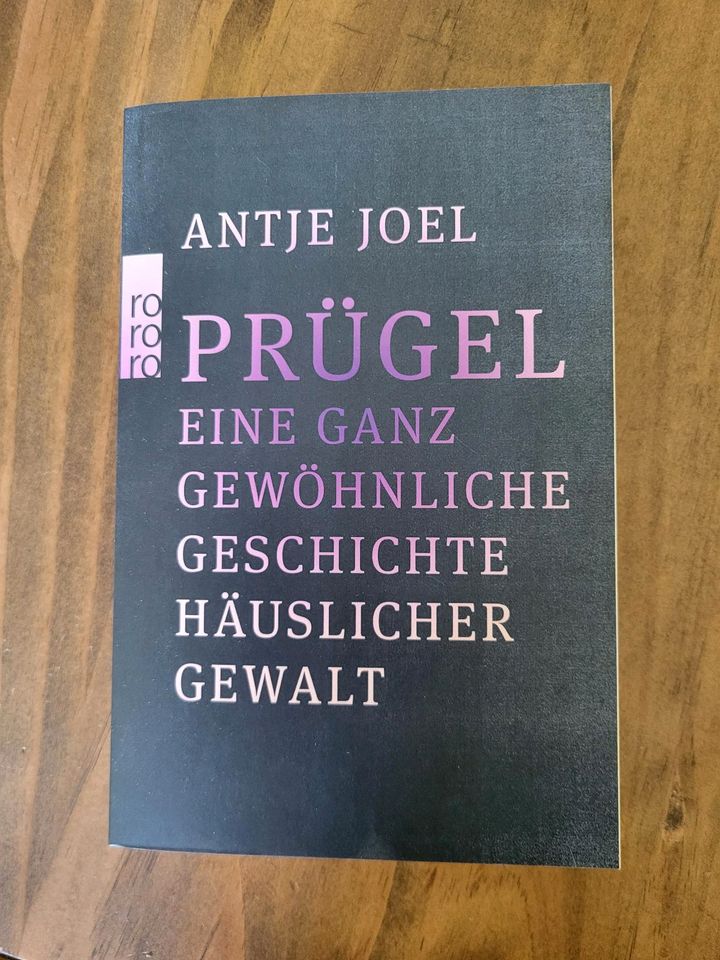 Antje Joel - Prügel in Lübeck