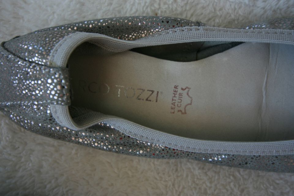 Marco Tozzi Leder Ballerina Silber Glitzer Gr. 33 schmal 21cm in Theismühlen