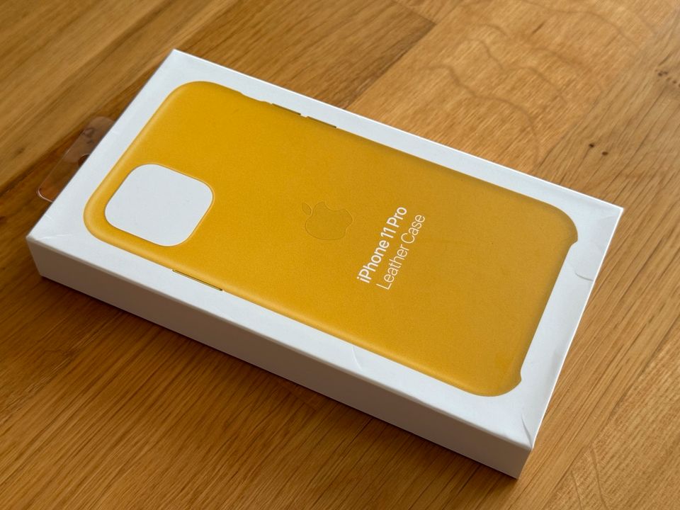 Original Apple Leather Case iPhone 11 Pro Yellow Leder Hülle Gelb in Leipzig