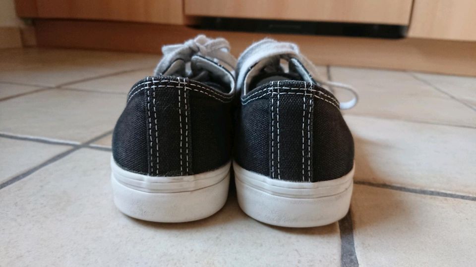 Muji Sneaker wie Neu! in Ennigerloh