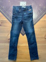 Jeans in 122 von Name it, eng geschnitten Nordrhein-Westfalen - Mettingen Vorschau