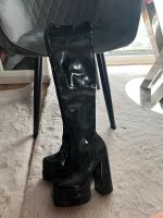 PVC Lack Stiefel Overknee 38 NEU ASOS schwarz Friedrichshain-Kreuzberg - Friedrichshain Vorschau