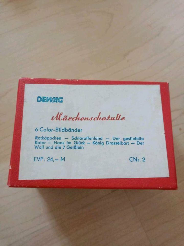 DDR Jugendbildwerfer mit Märchenschatulle Color in Neuendettelsau