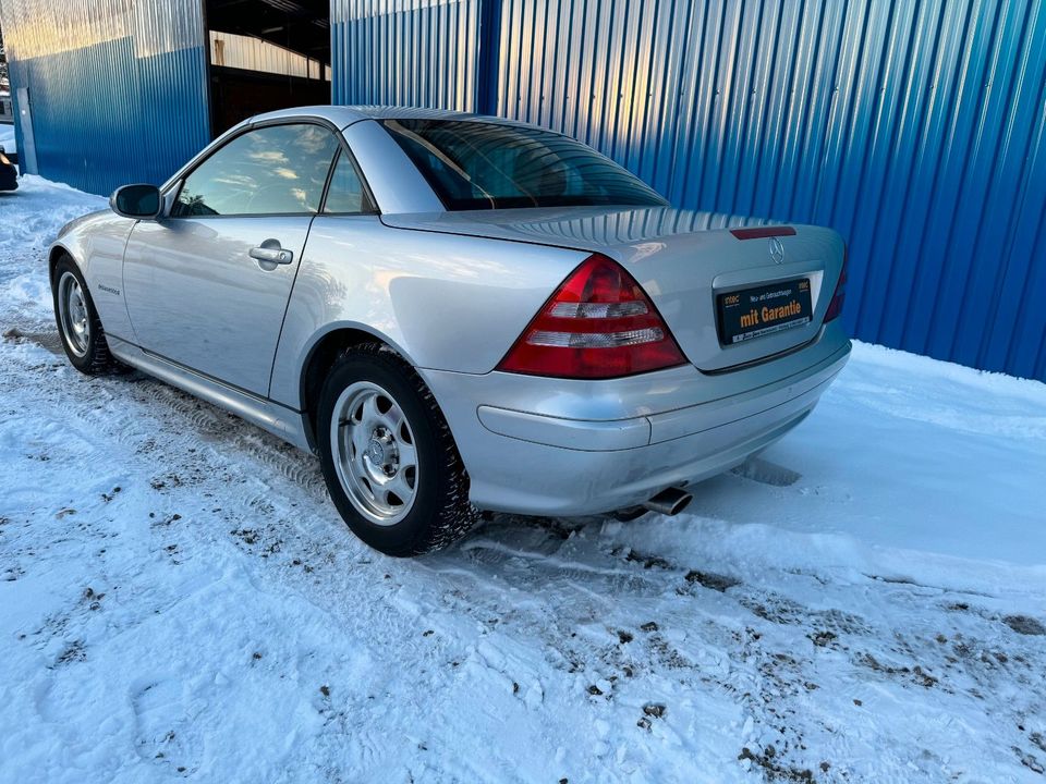 Mercedes-Benz SLK 200 Kompressor**Cabrio**Automatik**111 TKM** in Flensburg