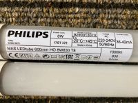 2 Philips LED Röhren 60cm 8W 1000lm 830 weiß Baden-Württemberg - Burladingen Vorschau