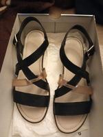 *NEUE* GABOR Sandalen Orig.karton,Gr.5 1/2 schwarz/gold,weiße So Bayern - Großwallstadt Vorschau