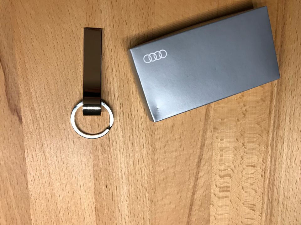 Original Audi Schlüsselanhänger neu und unbenutzt in OVP in Frankfurt am Main